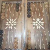 تخته نرد در حد نو|کلکسیون اشیاء عتیقه|سنندج, |دیوار