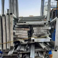 خریدوفروش در و پنجره الومنیومی و اهنی|عمدهفروشی|مشهد, نوید|دیوار