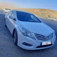 اجاره ماشین عروس باراننده