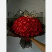 دسته گل و عروسک