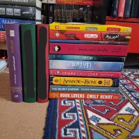 تعدادی کتاب و رمان فارسی