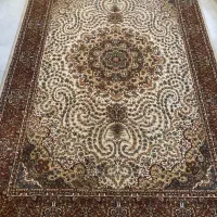 دو عدد فرش یک عدد ۶ متری و یک عدد ۴ متری