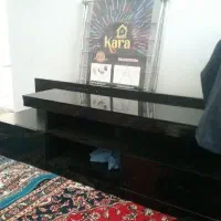 حراج میز تلویزیون وپای قابلمه باهم دو میلیون هشتصد