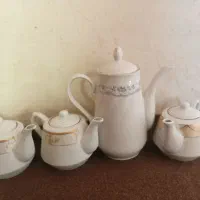 قوری نو و استفاده نشده قدیمی