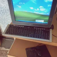 کامپیوتر  میز و صندلی