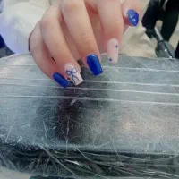 خدمات تخصصی کاشت ناخن تخفیف ویژه|خدمات آرایشگری و زیبایی|شیراز, طلاب|دیوار