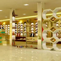 مغازه-50-متری-نوساز-بالکن-دار-بر-ساحلی-پشت-ارم