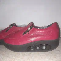 کفش چرم خاص فنردار زیپی زنانه