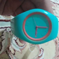 ساعت مچی|ساعت|اشترینان, |دیوار