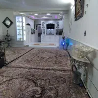 اجاره خانه نیمه ویلایی واقع در شهرک گلستان