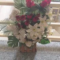 گل مصنوعی زیبا با قیمت مناسب
