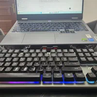 کارمند خانم آشنا به وردپرس و مقاله نویسی