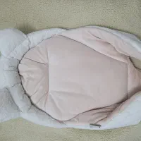 (آغوشی نوزاد)