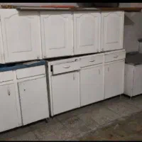فروش کابینت قدیمی اما بادوام و محکم