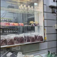 میز مدیریت و دکور زعفران و کمد بزرگ|مبلمان اداری|سبزوار, بیهق شرقی|دیوار