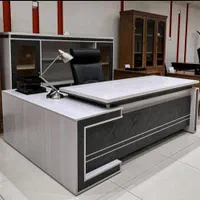 میز اداری و کنفرانس