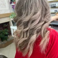 تخفیف ویژه رنگ مو در سالن زیبایی عروس|خدمات آرایشگری و زیبایی|پرند, فاز ۲|دیوار