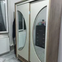 کمد و جا لباسی جادار در حد نو
