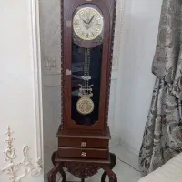 ساعت چوبی ایستاده