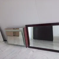چند عدد ایینه شفاف