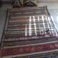یگ گلیم قدیمی