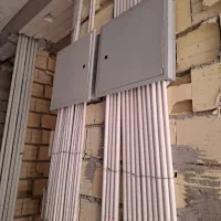 برقکار نیمه ماهر. مبتدی