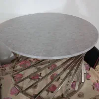 عسلی ، جلو مبلی