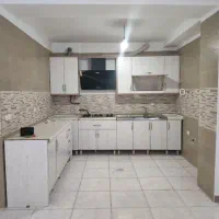 فروش فوری کابینت MDF + هود شیشهای + سینک استیل