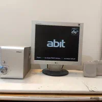 مانیتور الجی ۱۵ اینچ + اسپیکر + میز