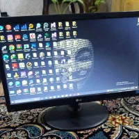 مانیتو LG تمیز و سالم