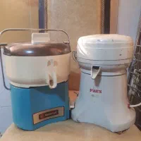 دوعدد آب هویج گیری