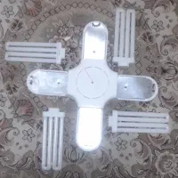 لامپ چهار شاخه