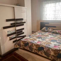 تخت و کمد لباس