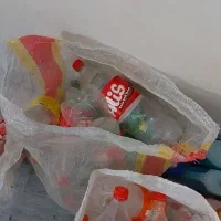 بطری خالی نوشابه