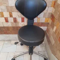 صندلی چرخ دار استادکار در حد نو