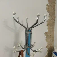 اویز لباس در حد نو