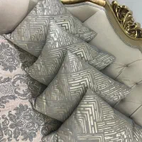 ۴ عدد رو بالنجی و ۴ عدد کوسن مبل