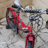 دوچرخهBMX|دوچرخه، اسکیت، اسکوتر|اندیشه, اندیشه فاز ۴|دیوار