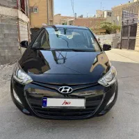 هیوندا i20