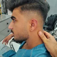 اصلاح سر و صورت  با قیمت مناسب