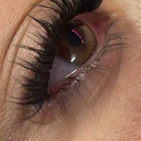 مژه کار حرفه ای