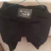 شلوارک ضربه گیر ومحافظ لگن اسکیت