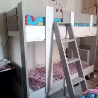 تخت دو طبقه