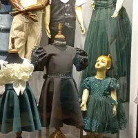 جذب فروشنده خانوم در پوشاک کودک و نوجوان