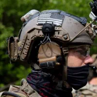 چراغ تاکتیکال هلمت