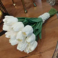 دسته گل عروس و یا در گلدان