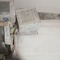 سرامیک کاشی سرامیک بزرگ ۲۰بسته و۱۳ عدد کوچیک|مصالح و تجهیزات ساختمان|محمدشهر, همایون ویلا|دیوار