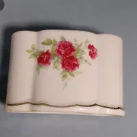 ظرف گلسرخی،توضیحات رو‌بخونید بی زحمت