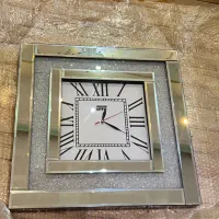ساعت دیواری آینه ای نقره ای