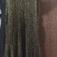 لباس مجلسی|لباس|قم, قلعه عموحسین|دیوار